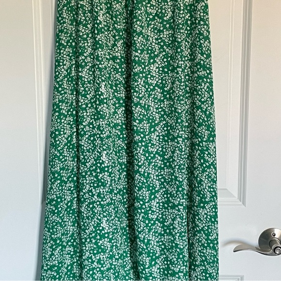 Lulus smocked floral maxi Dress green white 35447 - Picture 4 of 13